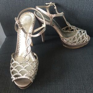 3/$20 Lulu Townsend Stiletto Heels